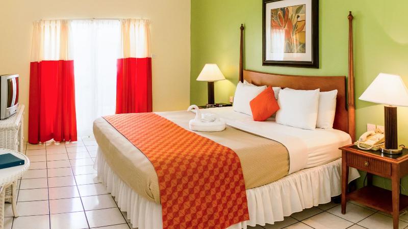 גרוס איילט Bay Gardens Inn מראה חיצוני תמונה